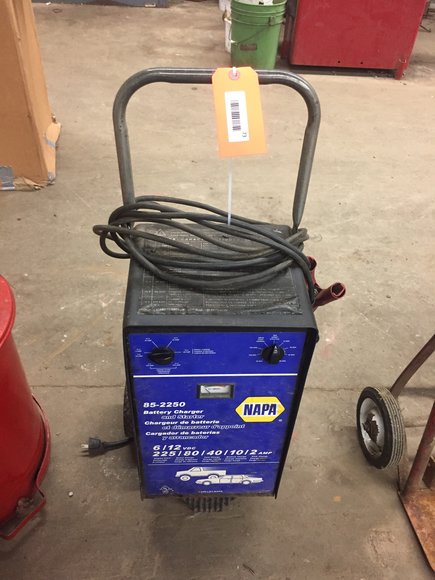 Image for Car lifts, tools-Shawano