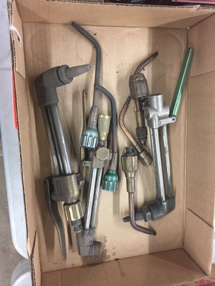 Image for Car lifts, tools-Shawano