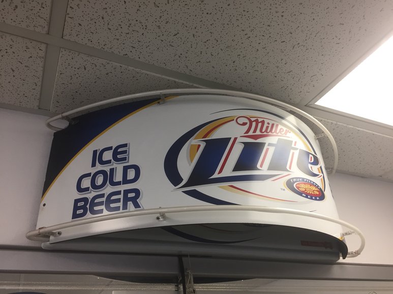 Image for Car lifts, tools-Shawano