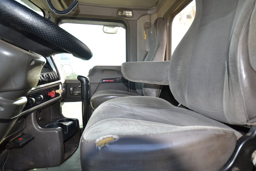 Image for 2006 Kenworth T-800B