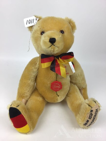 Image for Steiff, German & Artist Bear | March 10, 2020