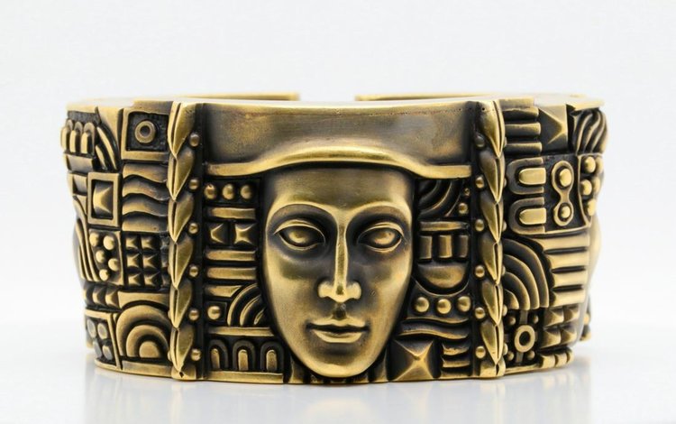 Image for Artifacts,Fine Jewelry, Handbags & Timepieces