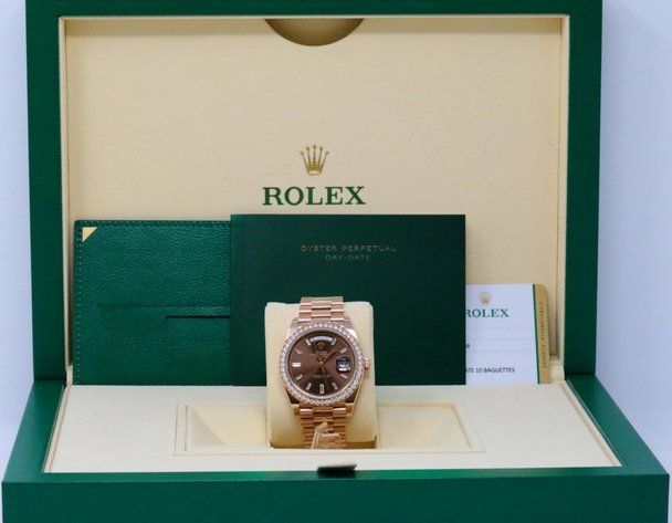 Image for Royal Artifacts,Jewelry,Handbags & Timepieces