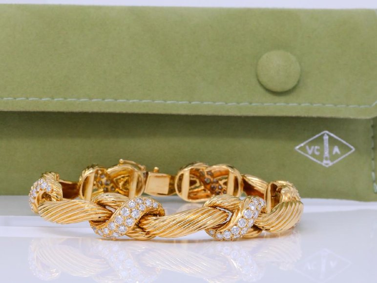 Image for Royal Artifacts, Jewelry & Luxury Timepieces