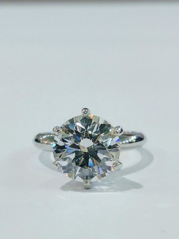 Image for Socialite, Celebrity & Model's Estate Auction