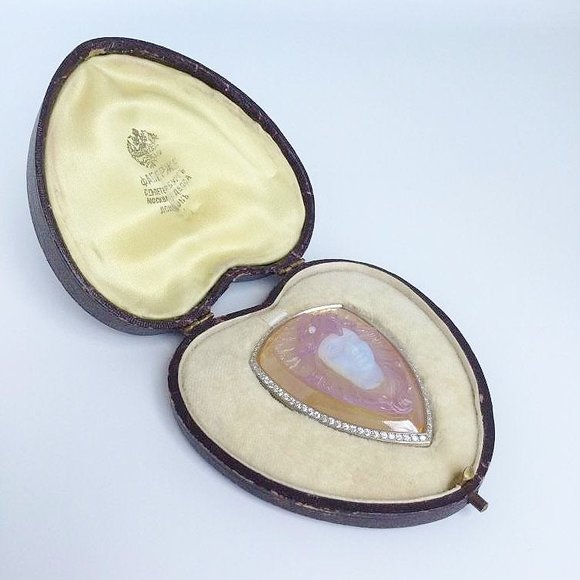 Image for Jewelry,Antiques,Handbags FREE 2 DAY SHIPPING