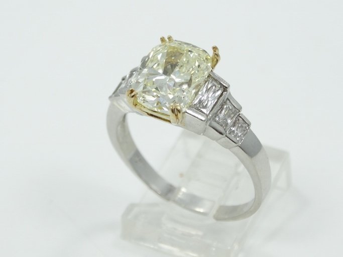 Image for High End Jewelry, Antiques & Fine Art Auction