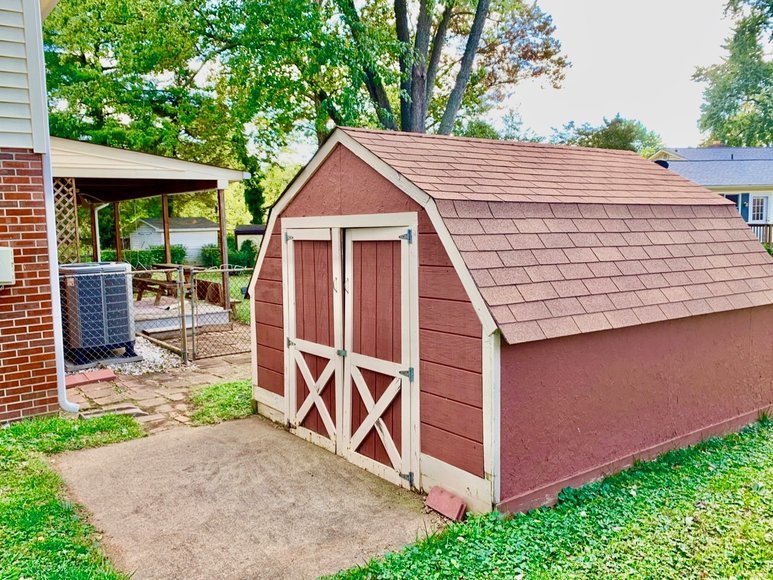 Image for Well Maintained 4 BR/3 BA Home in Highly Desirable Northwest Leesburg, VA