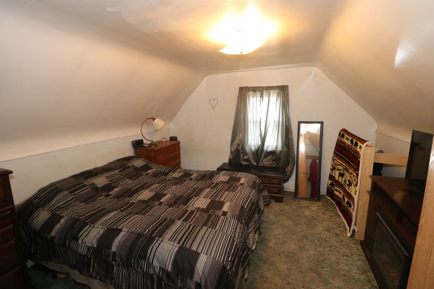 Image for REAL ESTATE AUCTION ON 28 ACRES! - 16177 US Highway 20