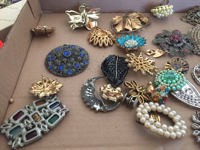 Image for Furniture, Collectibles, Household-3320 Capri Ct