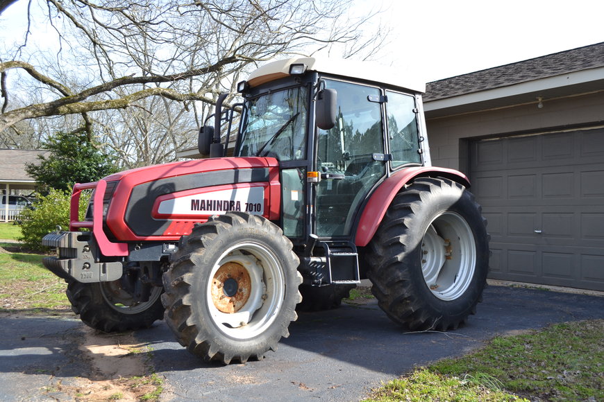 Image for 7010 Mahindra Tractor