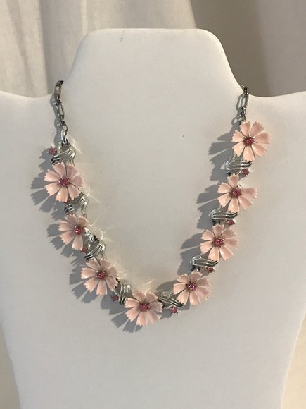 Image for Online Estate Jewelry Auction - Giddings, TX