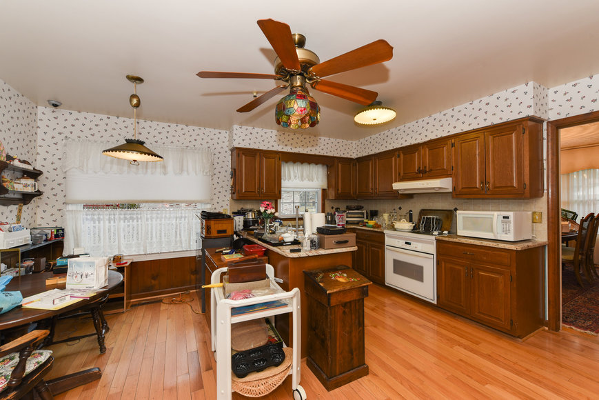 Image for Estate Auction - 3221 Pineridge Drive - Click Here for Details