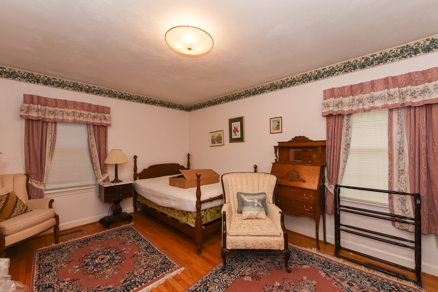 Image for Estate Auction - 3221 Pineridge Drive - Click Here for Details