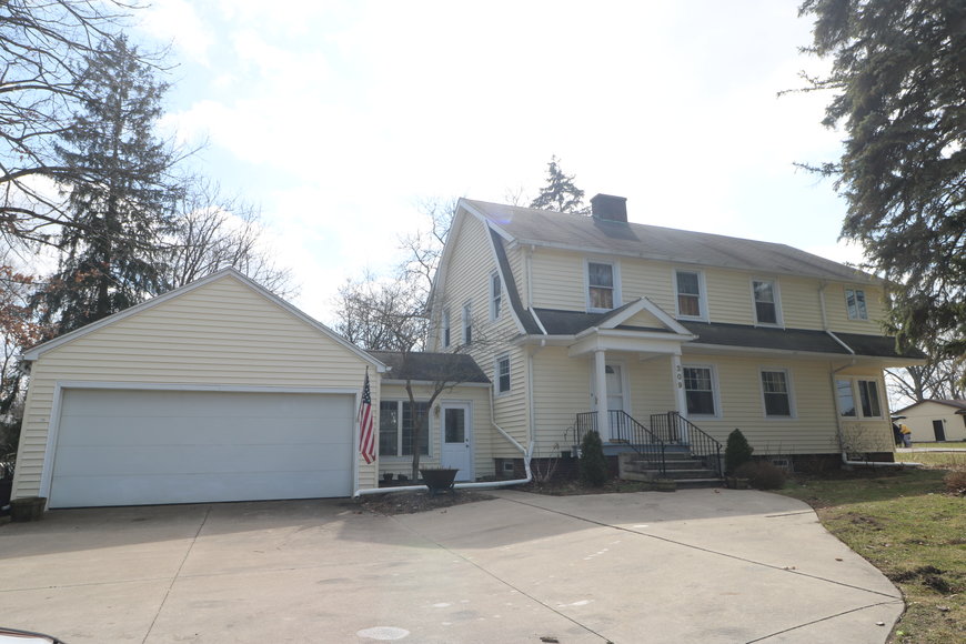 Image for MINIMUM BID AUCTION! $99,000 - 309 Dodge Street