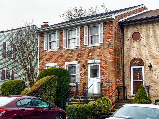 Image for 3 BR / 2.5 BA Three Level Townhouse - Perfect For Investors & Flippers - Only 20 ± Miles South Of D.C. - Williamsburg Square Subdivision - 9510 Unity Ln., Lorton, VA 22079