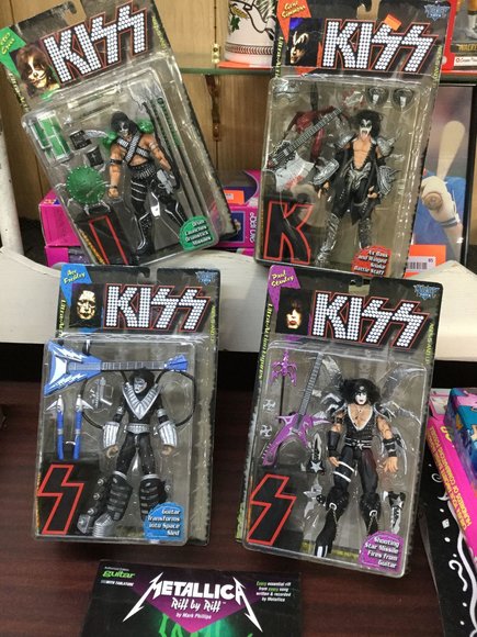 Image for Volvo, Furniture, Collectibles, Household-Main office front half