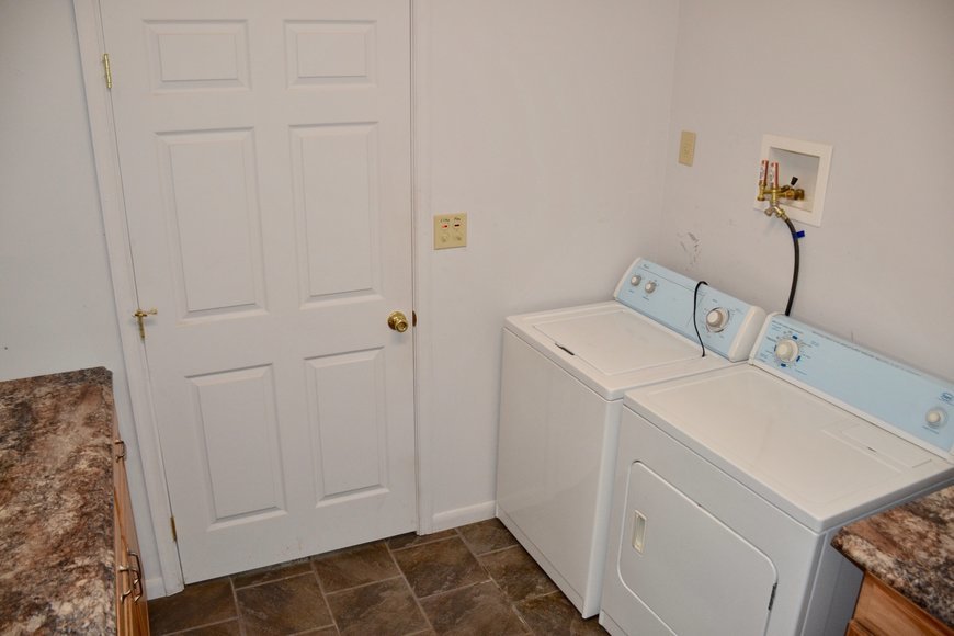 Image for Immaculate 3 BR/2 BA Home on .97 +/- Acre Lot in The Bluewater Lake Anna Development--ONLINE ONLY BIDDING!!