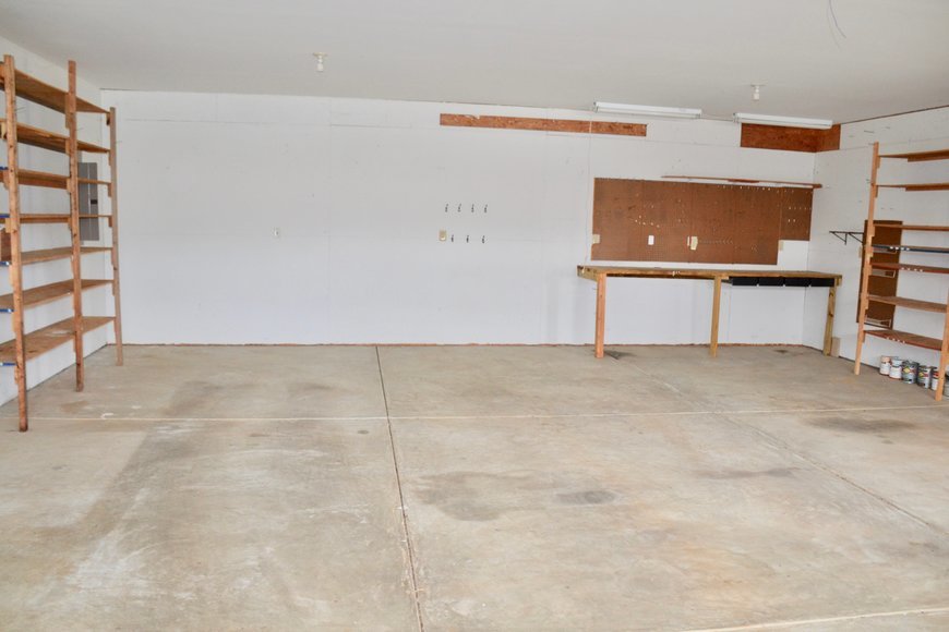 Image for Immaculate 3 BR/2 BA Home on .97 +/- Acre Lot in The Bluewater Lake Anna Development--ONLINE ONLY BIDDING!!