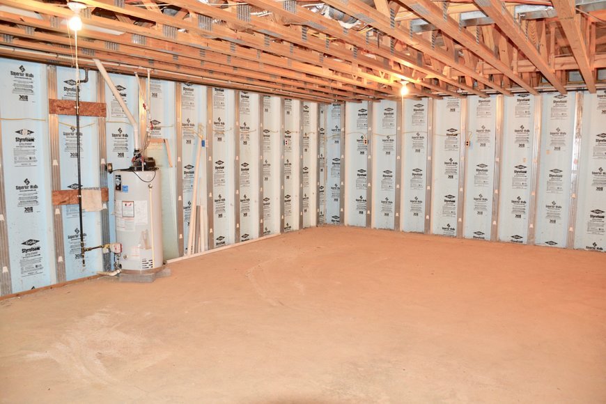 Image for Immaculate 3 BR/2 BA Home on .97 +/- Acre Lot in The Bluewater Lake Anna Development--ONLINE ONLY BIDDING!!