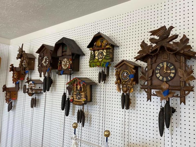 Image for Antique and High-End Clock Auction