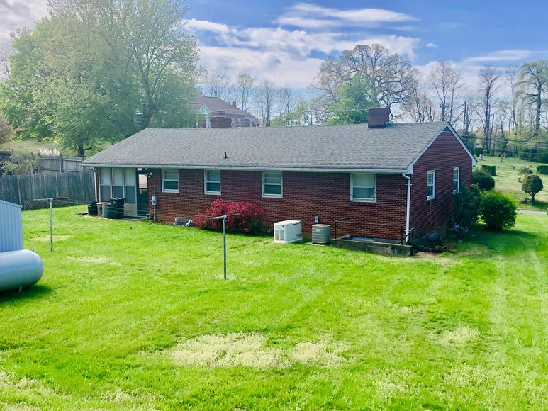 Image for 2 BR/1 BA Brick Home Located Only Minutes from Liberty University & University of Lynchburg--ONLINE ONLY BIDDING!!