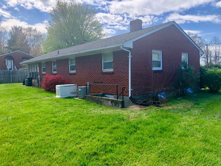Image for 2 BR/1 BA Brick Home Located Only Minutes from Liberty University & University of Lynchburg--ONLINE ONLY BIDDING!!