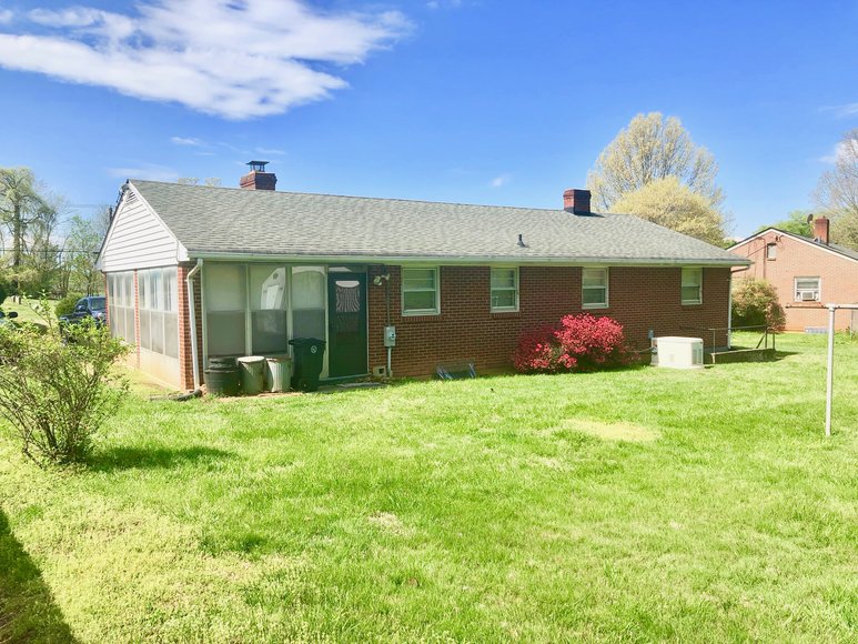 Image for 2 BR/1 BA Brick Home Located Only Minutes from Liberty University & University of Lynchburg--ONLINE ONLY BIDDING!!