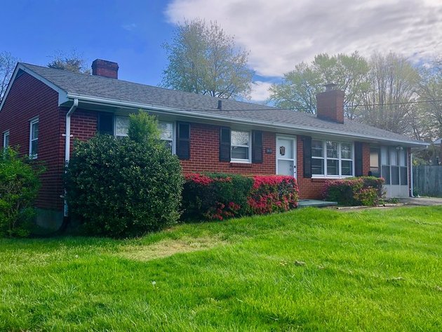 Image for 2 BR/1 BA Brick Home Located Only Minutes from Liberty University & University of Lynchburg--ONLINE ONLY BIDDING!!