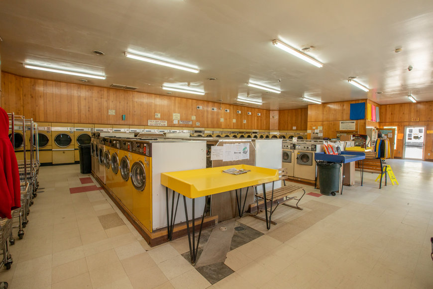 Image for Operational Convenience Store, Laundromat, Car Wash, Storage Units & Office Building on 8+ Acres--SELLING to the HIGHEST BIDDER!!