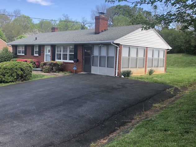 Image for 2 BR/1 BA Brick Home Located Only Minutes from Liberty University & University of Lynchburg--ONLINE ONLY BIDDING!!