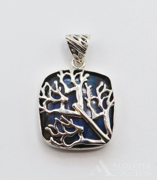 Image for Jewelry | April 29, 2020 at 8:00 PM