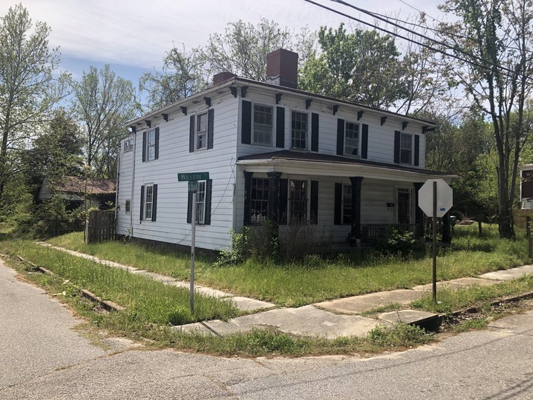 Image for 3 BR / 2 BA Single Family Home in Petersburg - Large Corner Lot @ Intersection of Wilcox St. & S. Dunlop St. - 904 Wilcox St, Petersburg VA 23803