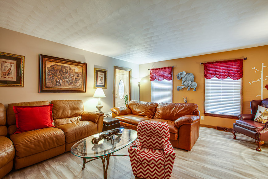 Image for 4 BR/4 BA Custom Home on 2.3 +/- Acres in Ivy Farms Only Minutes From UVA & Downtown Charlottesville--ONLINE ONLY BIDDING!!