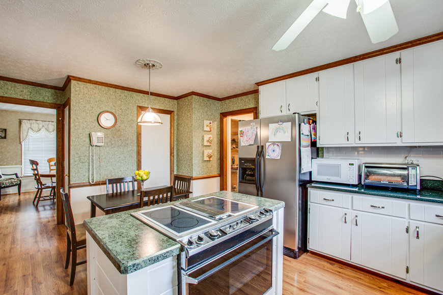 Image for 4 BR/4 BA Custom Home on 2.3 +/- Acres in Ivy Farms Only Minutes From UVA & Downtown Charlottesville--ONLINE ONLY BIDDING!!