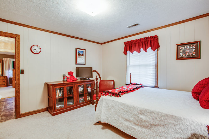 Image for 4 BR/4 BA Custom Home on 2.3 +/- Acres in Ivy Farms Only Minutes From UVA & Downtown Charlottesville--ONLINE ONLY BIDDING!!