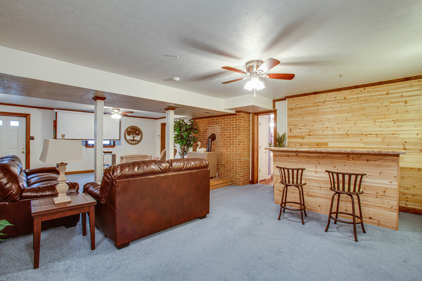 Image for 4 BR/4 BA Custom Home on 2.3 +/- Acres in Ivy Farms Only Minutes From UVA & Downtown Charlottesville--ONLINE ONLY BIDDING!!