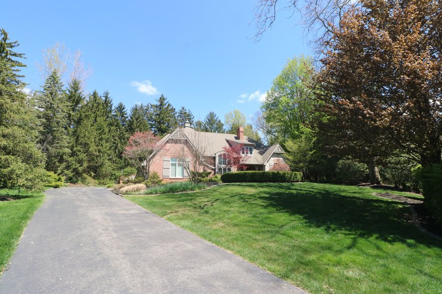 Image for MINIMUM BID AUCTION! $499,000 - 14 Riverhills Lane