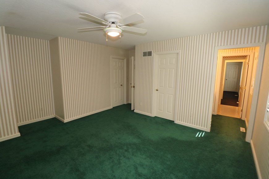 Image for MINIMUM BID AUCTION! $499,000 - 14 Riverhills Lane