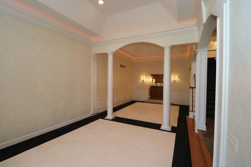 Image for MINIMUM BID AUCTION! $499,000 - 14 Riverhills Lane