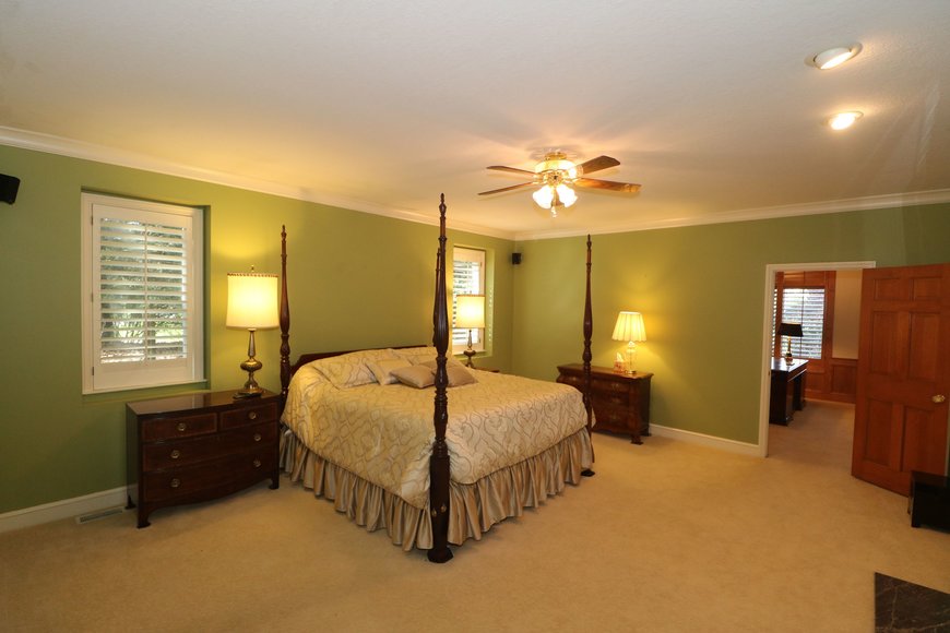 Image for MINIMUM BID AUCTION! $499,000 - 14 Riverhills Lane