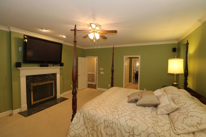 Image for MINIMUM BID AUCTION! $499,000 - 14 Riverhills Lane