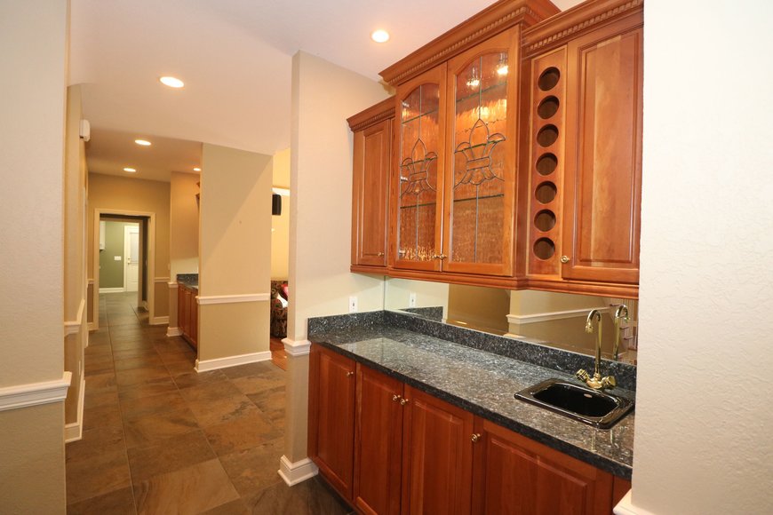 Image for MINIMUM BID AUCTION! $499,000 - 14 Riverhills Lane