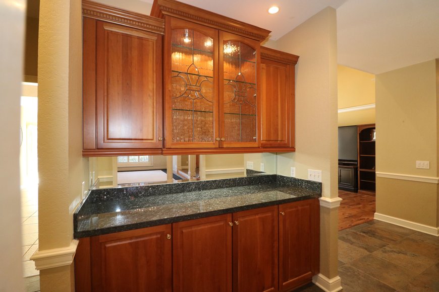 Image for MINIMUM BID AUCTION! $499,000 - 14 Riverhills Lane