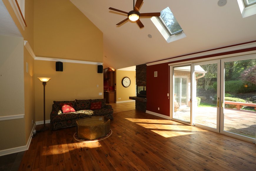 Image for MINIMUM BID AUCTION! $499,000 - 14 Riverhills Lane