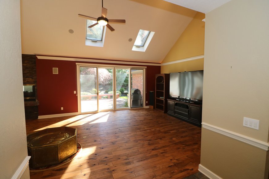 Image for MINIMUM BID AUCTION! $499,000 - 14 Riverhills Lane