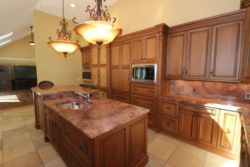 Image for MINIMUM BID AUCTION! $499,000 - 14 Riverhills Lane