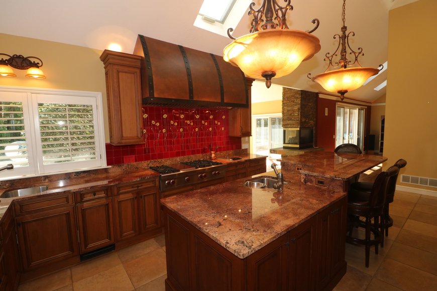 Image for MINIMUM BID AUCTION! $499,000 - 14 Riverhills Lane