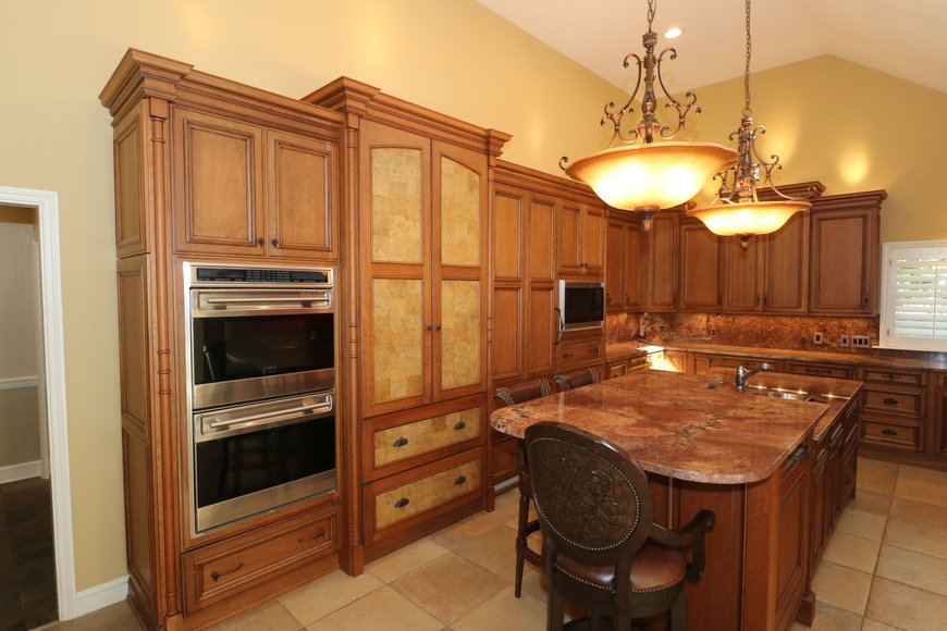 Image for MINIMUM BID AUCTION! $499,000 - 14 Riverhills Lane