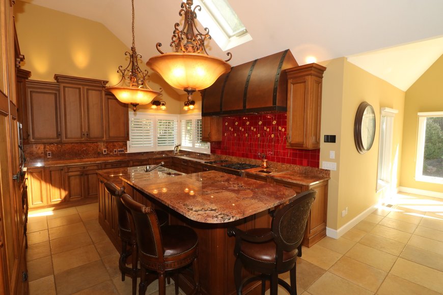 Image for MINIMUM BID AUCTION! $499,000 - 14 Riverhills Lane